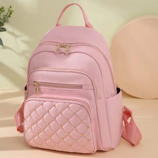 Designed for modern women, this high-capacity travel bag is ideal for daily use, school, or travel. 2