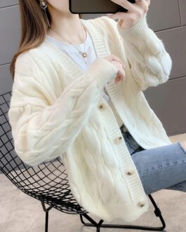 Women’s Knitted Cardigan Sweater