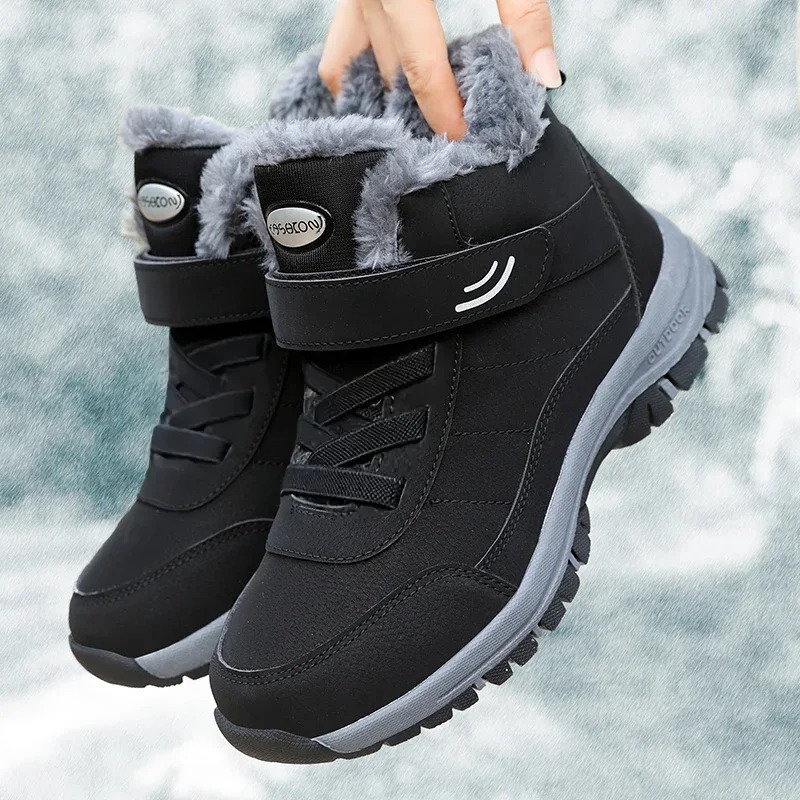 These casual winter shoes feature a platform sole that adds height while providing stability and shock absorption. 1