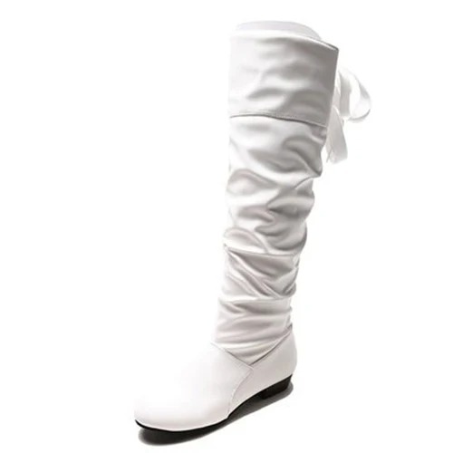 The knee-high length provides warmth and coverage during cooler seasons, while the versatile design pairs effortlessly with skirts, dresses, or leggings 6