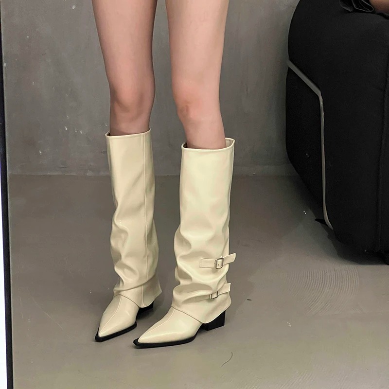 The knee-high design provides warmth and coverage, while the durable construction ensures long-lasting wear 1