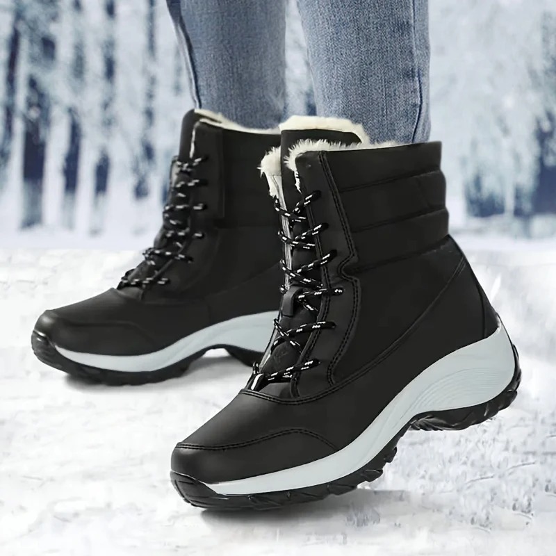 Featuring a soft plush lining, these boots provide excellent insulation to keep your feet warm during snowy days.